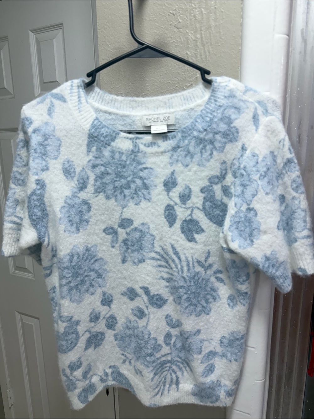 Cute blouse